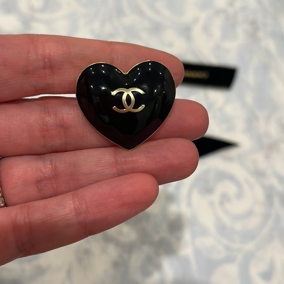 Chanel Ribbon and Pin - Picture 2 of 3
